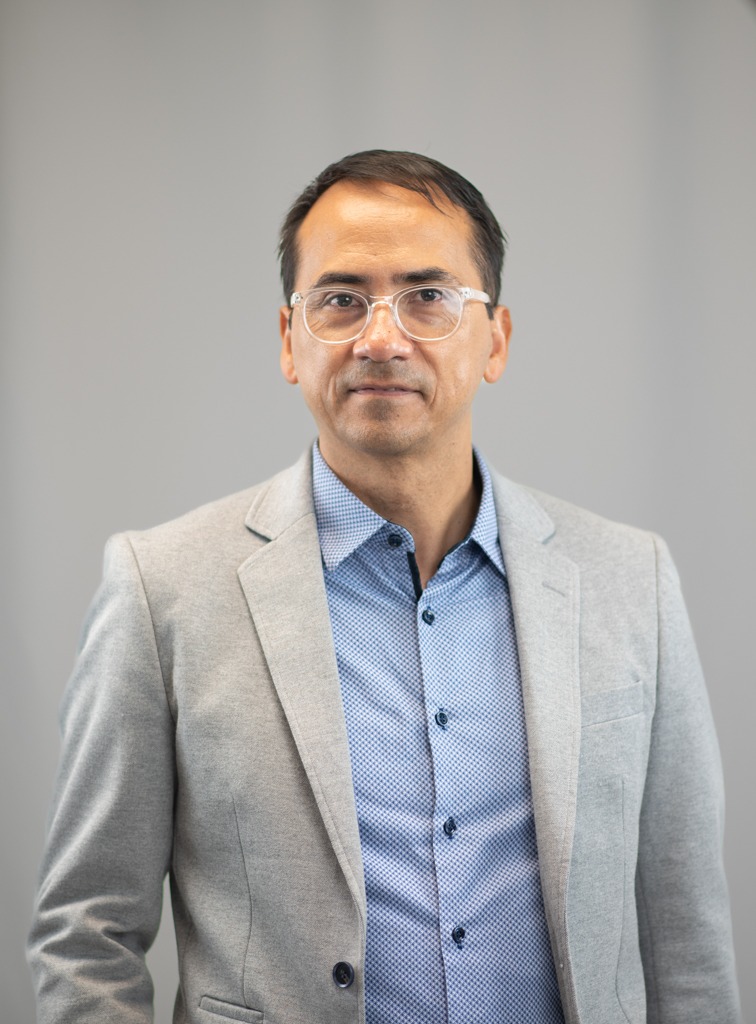 German Gachuzo pyschotherapy office in 3344 mainway burlington ontario. providing therapy in spanish and english